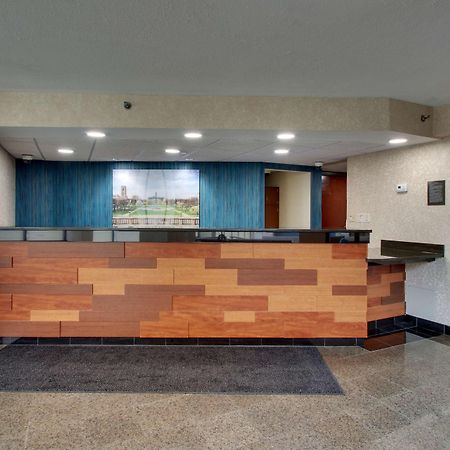 Best Western Plus Indianapolis North At Pyramids ภายนอก รูปภาพ