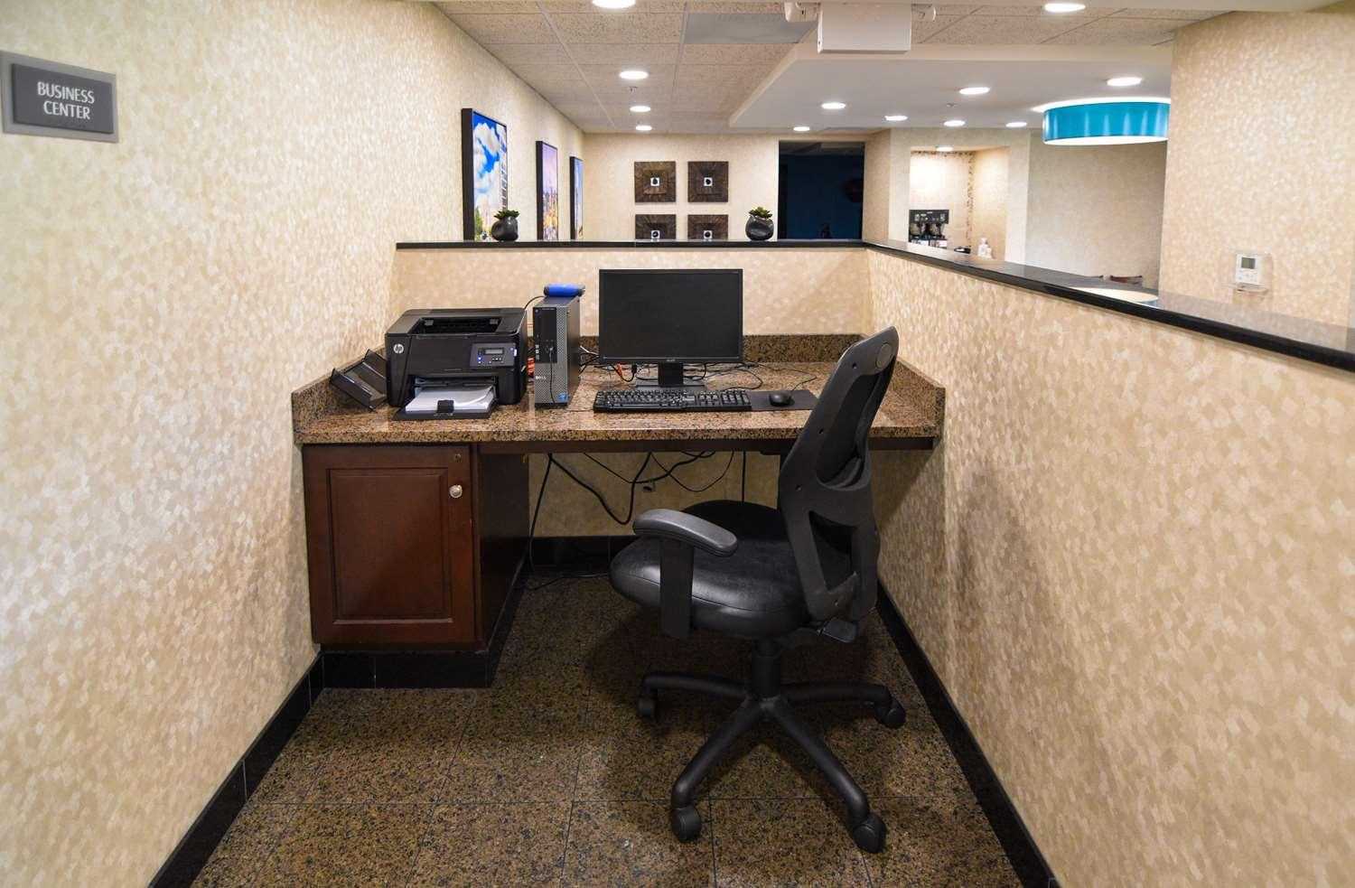 Best Western Plus Indianapolis North At Pyramids ภายนอก รูปภาพ