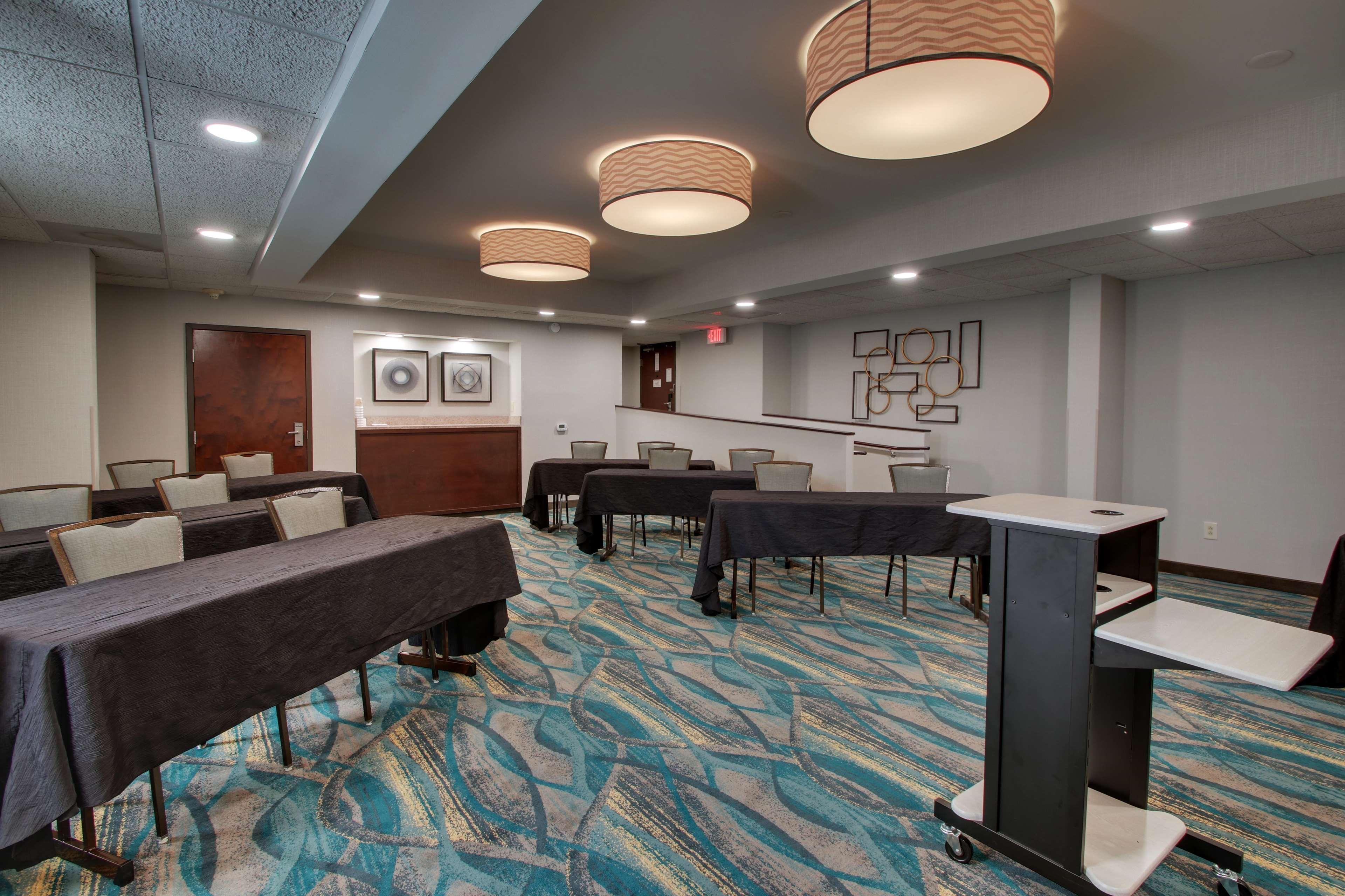 Best Western Plus Indianapolis North At Pyramids ภายนอก รูปภาพ